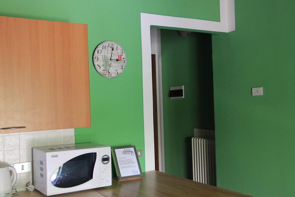 Veranda Beach Apartment Pianello Del Lario Cameră foto
