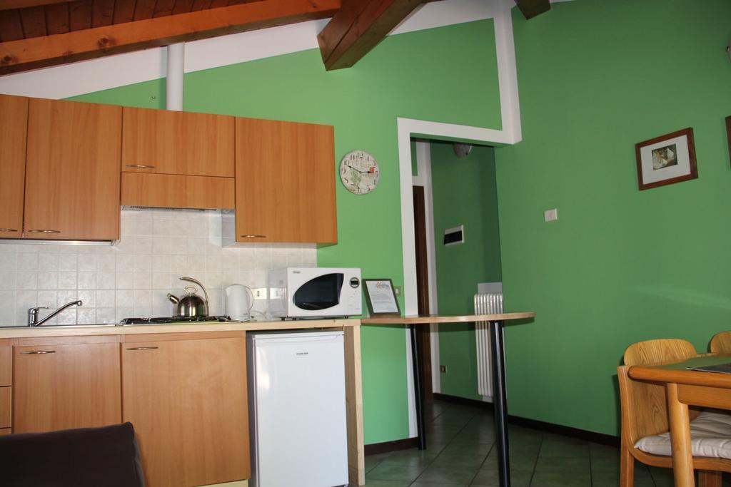 Veranda Beach Apartment Pianello Del Lario Cameră foto