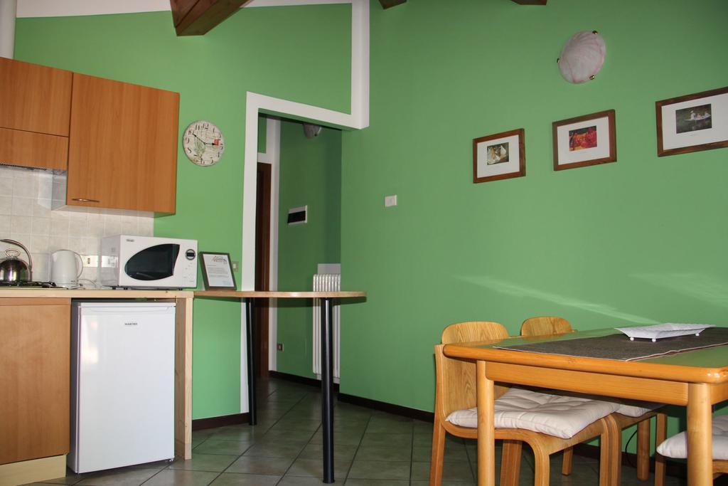Veranda Beach Apartment Pianello Del Lario Cameră foto
