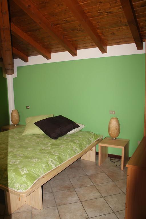 Veranda Beach Apartment Pianello Del Lario Cameră foto