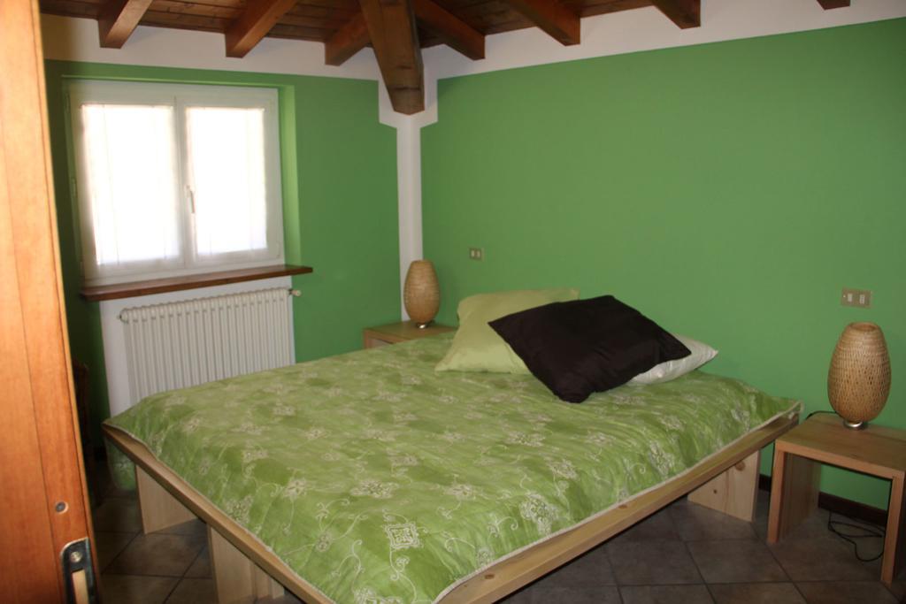 Veranda Beach Apartment Pianello Del Lario Cameră foto