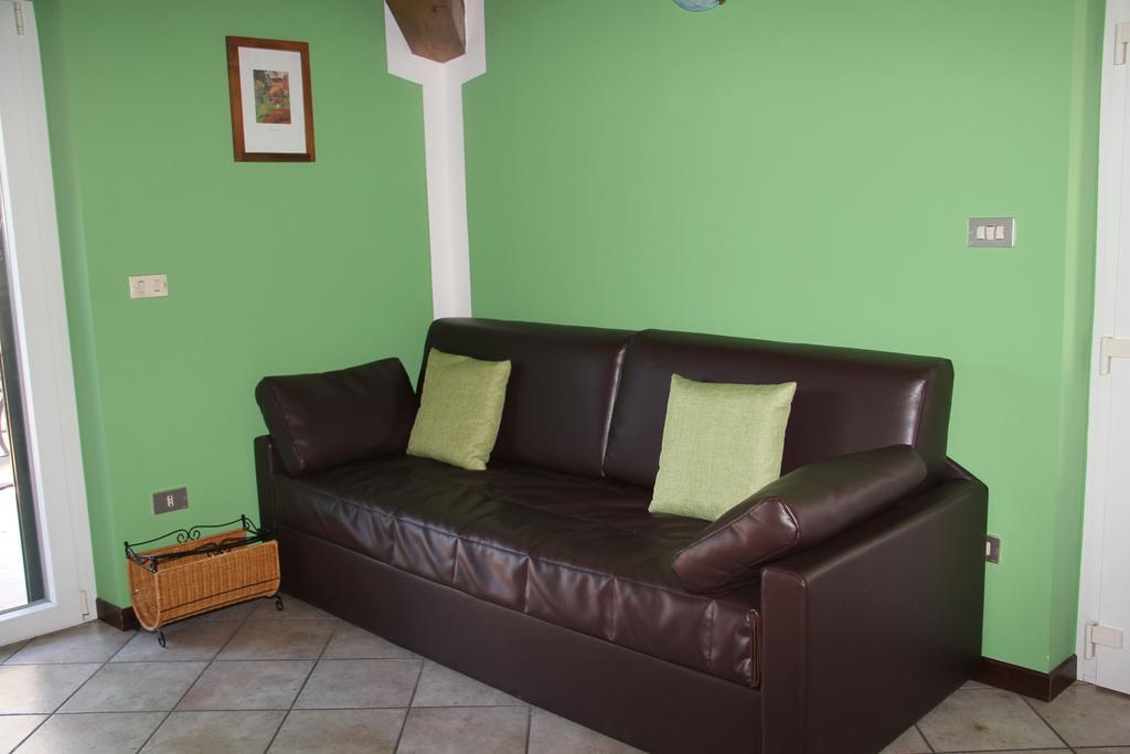 Veranda Beach Apartment Pianello Del Lario Cameră foto