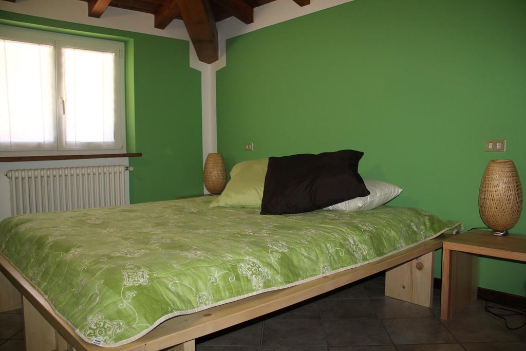 Veranda Beach Apartment Pianello Del Lario Cameră foto